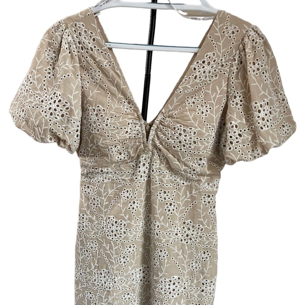 GUESS Women's Short Eyelet V-Neck Puff Sleeve Sheath Dress